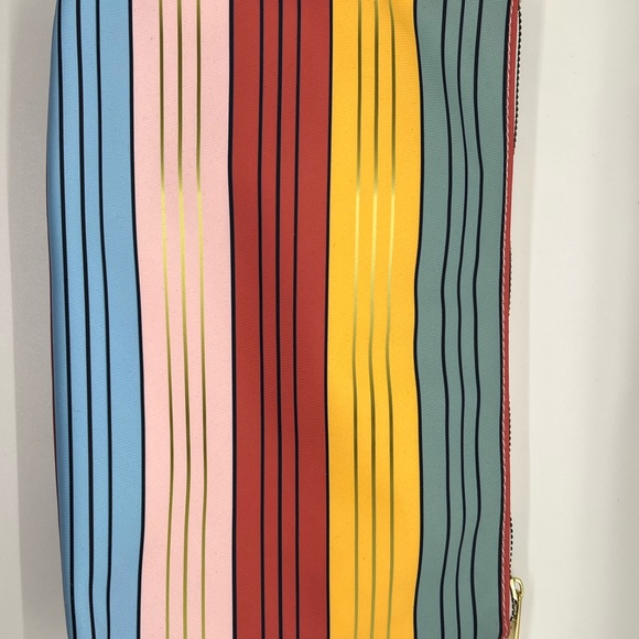 Beauty bags bundle, NWOT Make up bags,golden, red, blue, yellow, pink striped - Picture 8 of 9